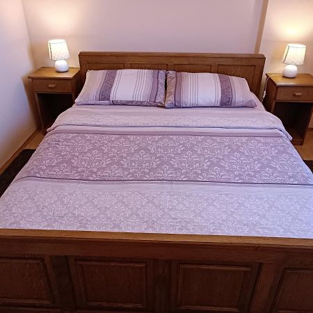 Apartments Ivicek Пореч Екстериор снимка