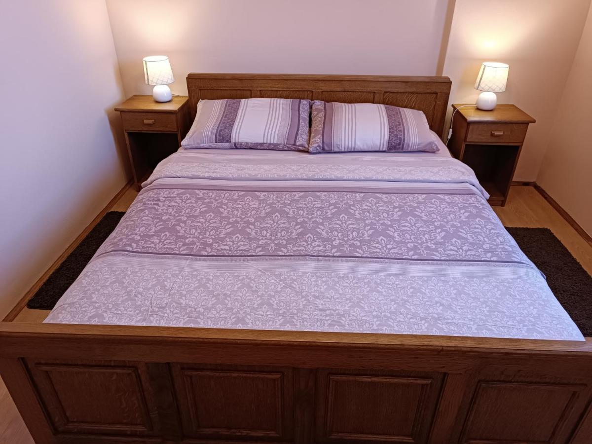 Apartments Ivicek Пореч Екстериор снимка