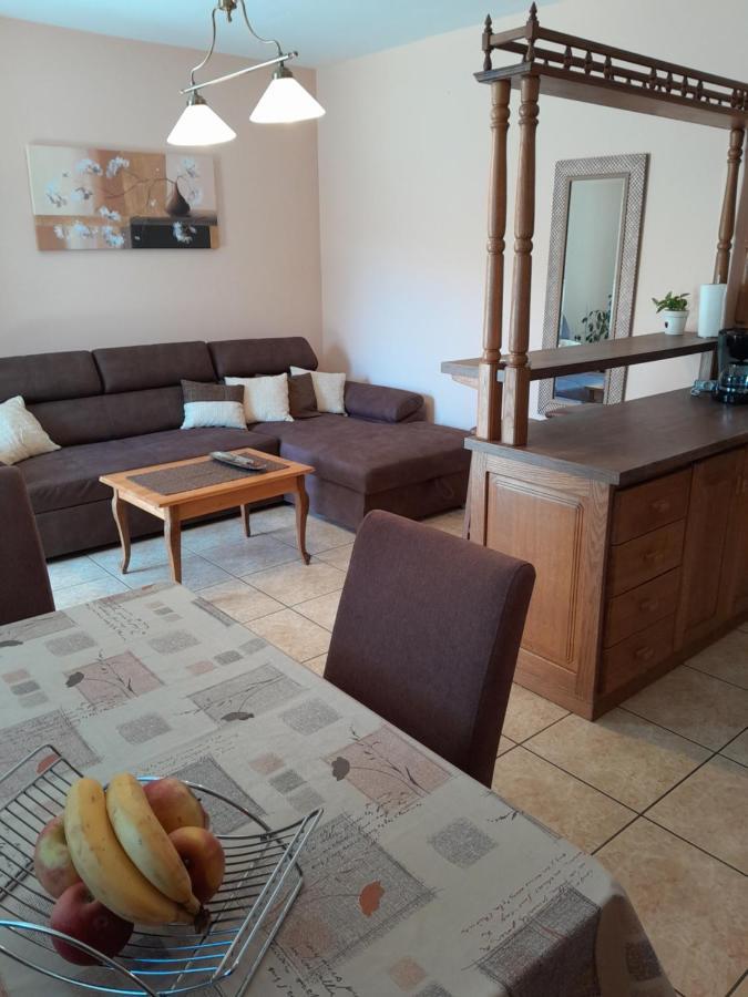 Apartments Ivicek Пореч Екстериор снимка